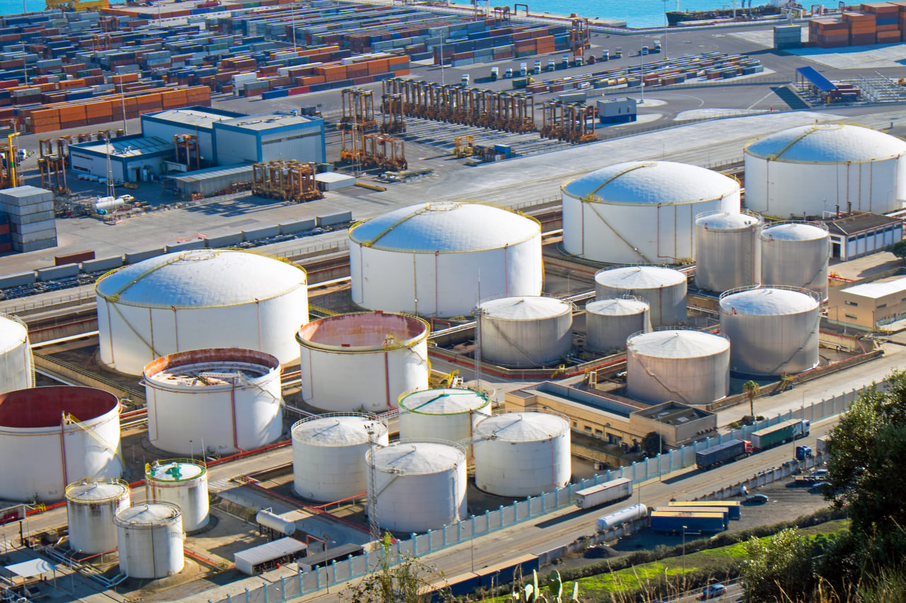 Challenges and Opportunities for Exporting Iranian Petrochemical Products in the Global Market